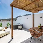 Onar -quiet Luxury With Private Jacuzzi-ideal For Couples Apartament