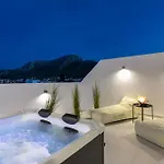 Lägenhet Onar -quiet Luxury With Private Jacuzzi-ideal For Couples