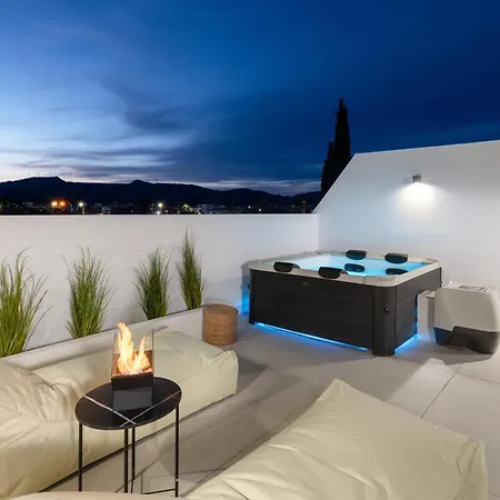 Onar Luxury - Jacuzzi Terrace * アルハンゲロス