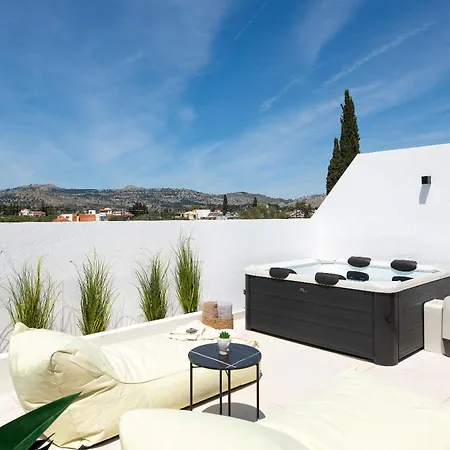 Daire Onar -quiet Luxury With Private Jacuzzi-ideal For Couples Archangelos (Rhodes)