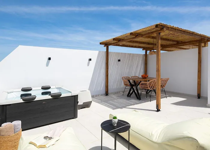 Onar -quiet Luxury With Private Jacuzzi-ideal For Couples Daire Archangelos (Rhodes)